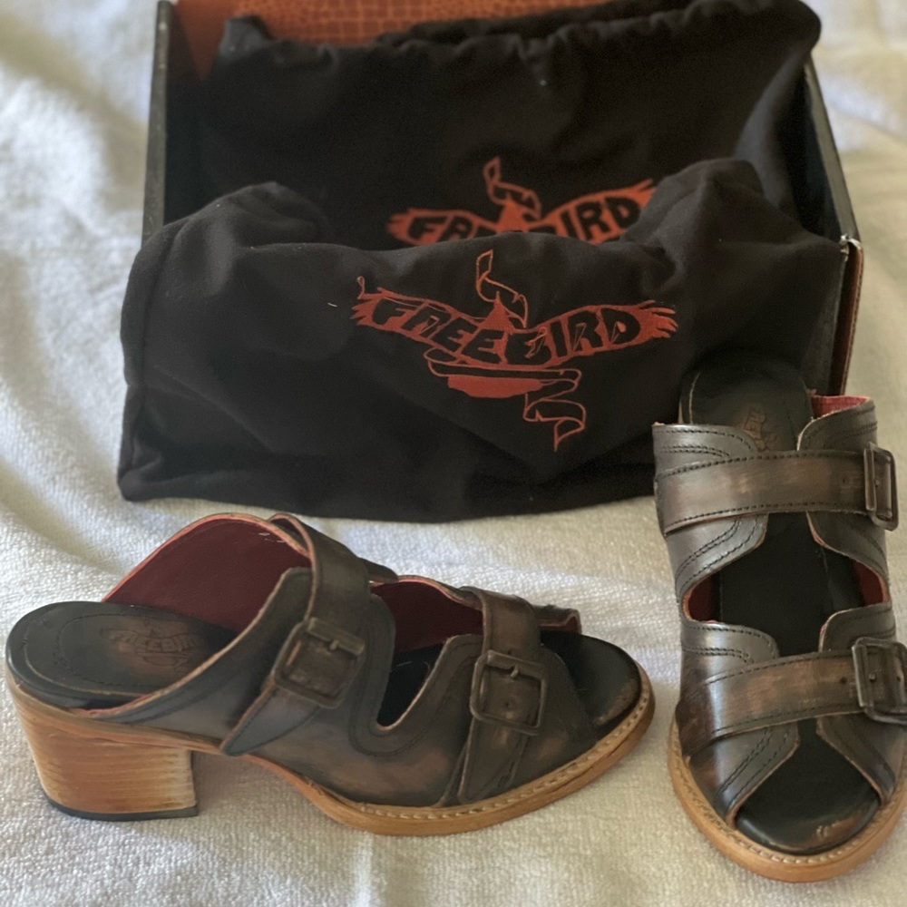 Freebird Women's Brown Leather Mules